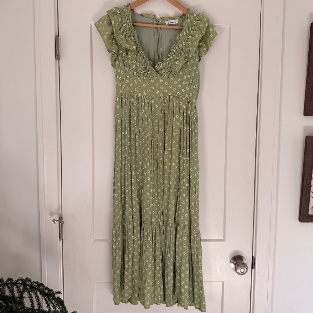 In Loom Green Daisy Dress Size L